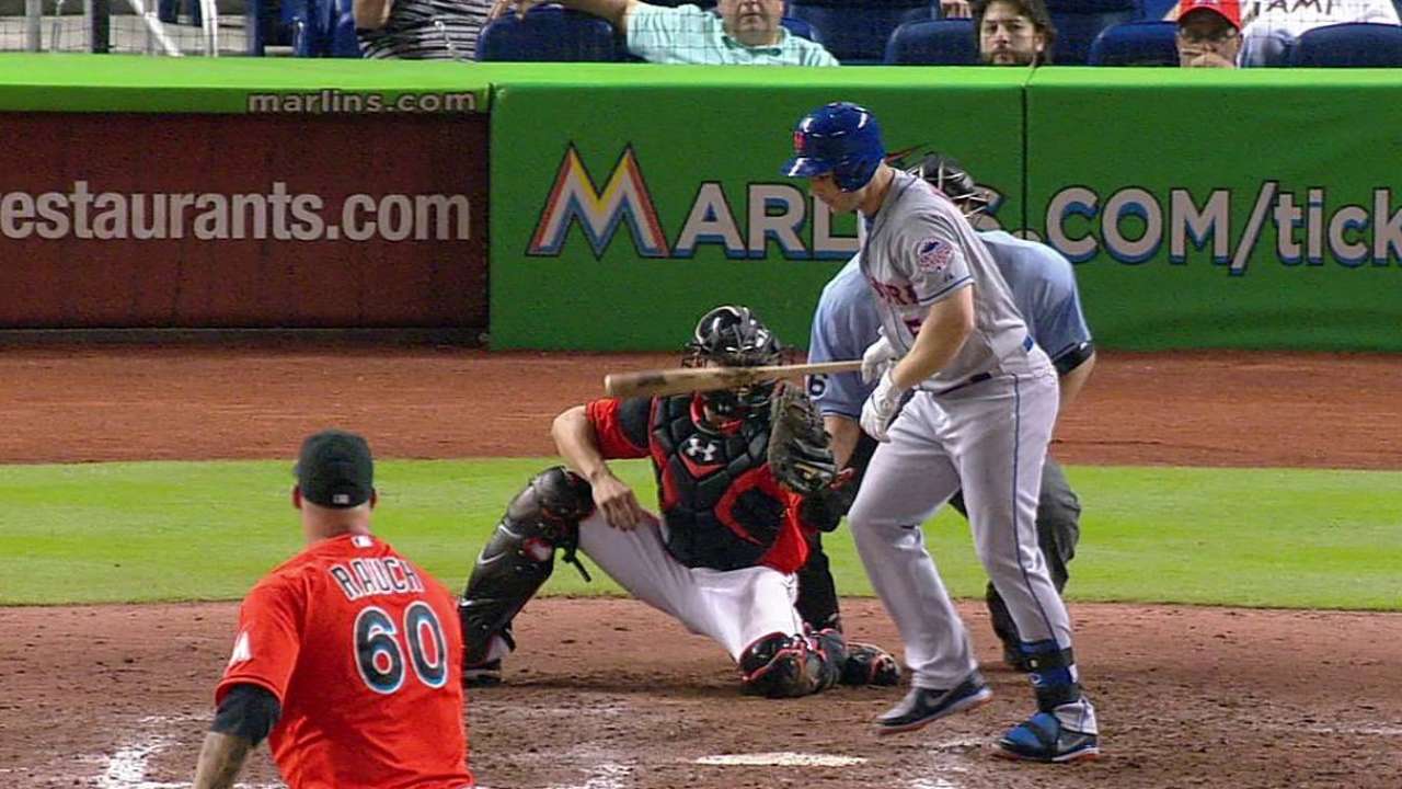 Stiff neck puts Wright on bench for opener