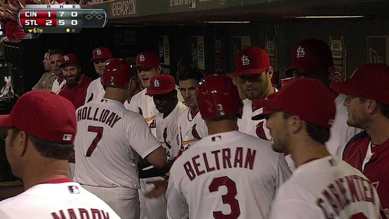García y Holliday le dieron triunfo a S.L. sobre Rojos