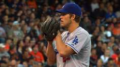 Hurting Dodgers lose on Giants' walk-off homer
