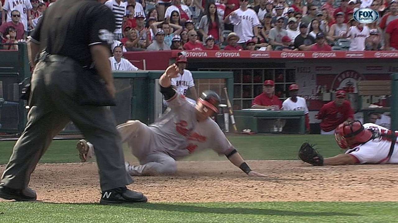 Pearce's 10th-inning single caps Garcia's stellar debut