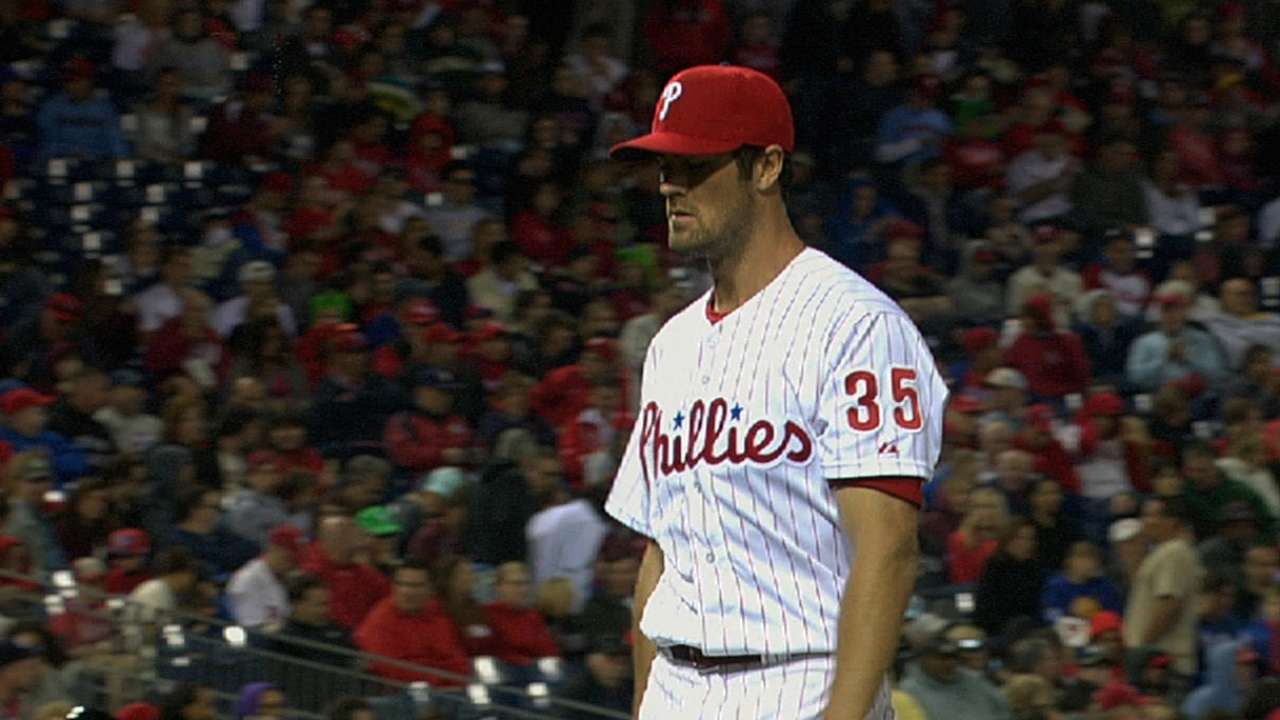 Hamels outdueled by Fernandez as Phils shut out
