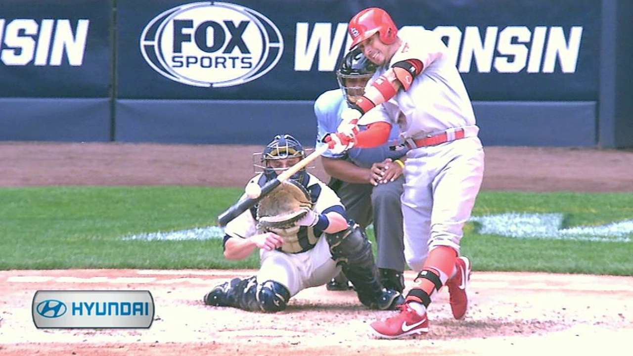Cards ride sharp Garcia, second-inning rally to sweep