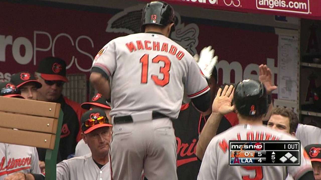 Machado dio HR en triunfo de Orioles vs. Angelinos