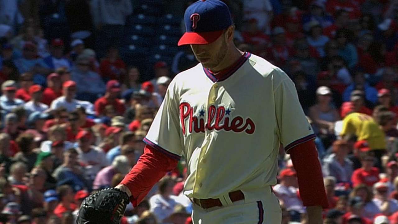 Doc reveals shoulder discomfort after Phillies' loss