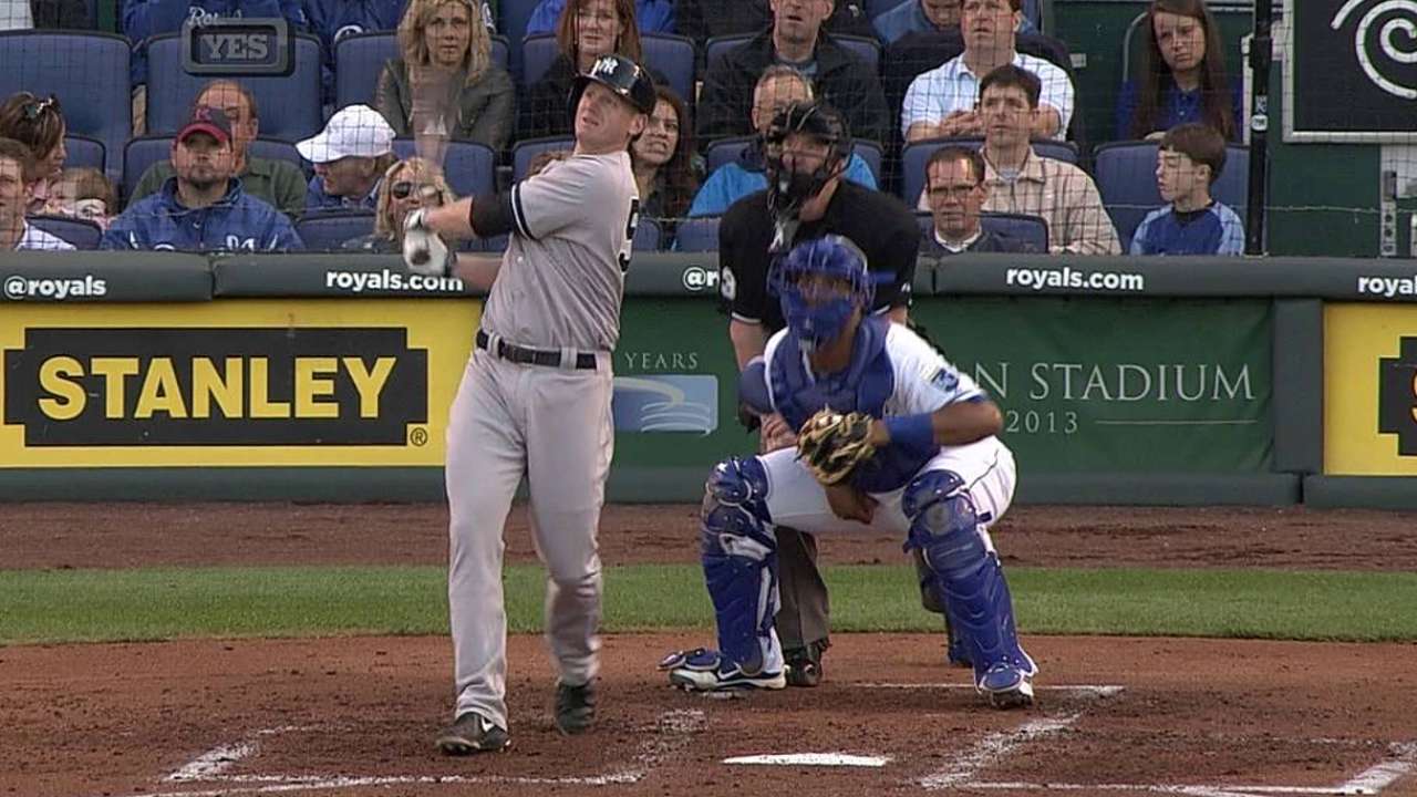 Overbay, Suzuki lucen y Yankees doblegan a Reales