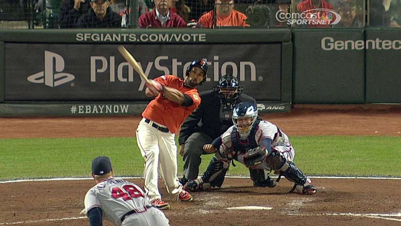 Cain recibe apoyo latino para vencer a los Bravos