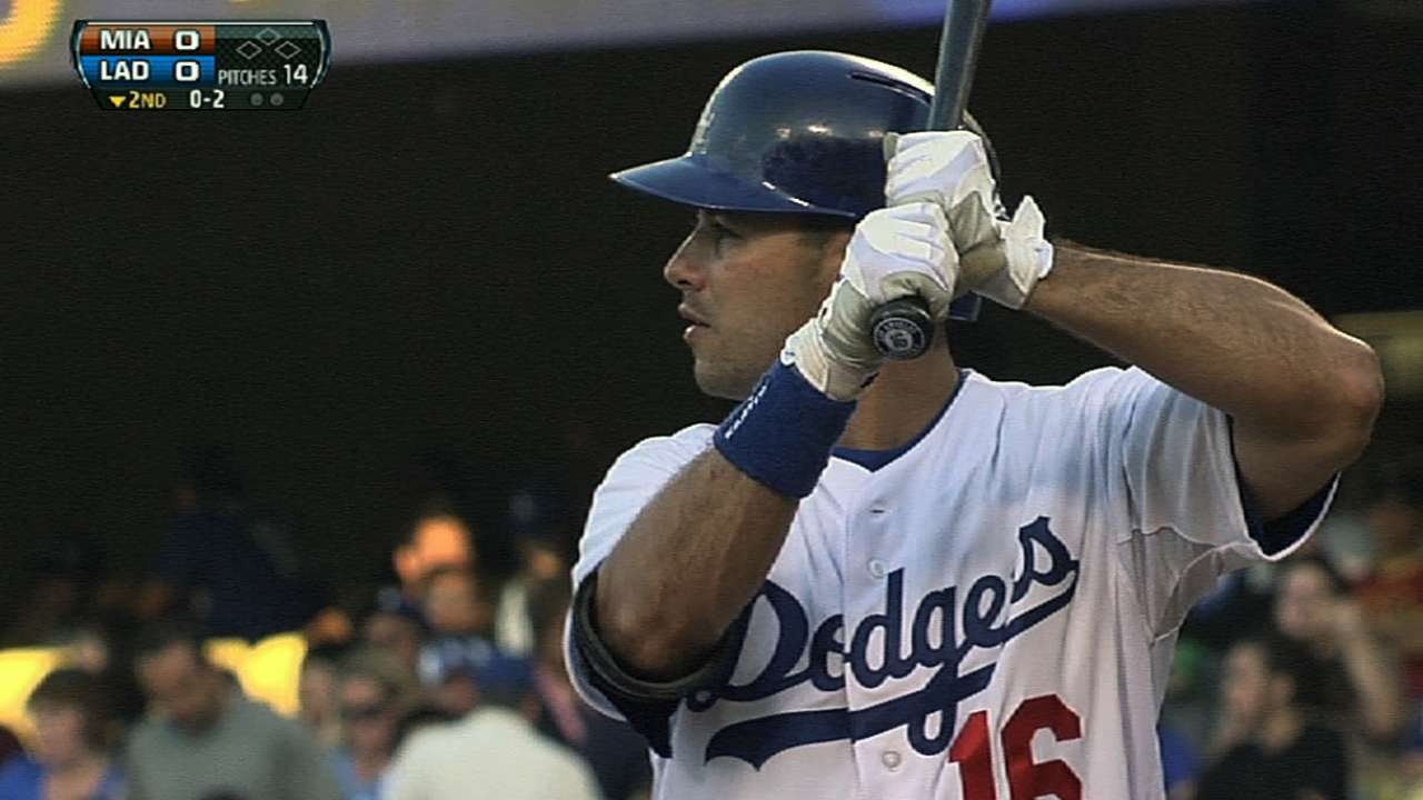 Ethier rides adjustment to 4-for-4 night