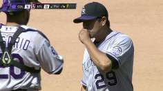 De La Rosa spins gem to take finale vs. Cards