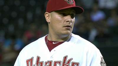 Hernandez looks to iron out breaking ball