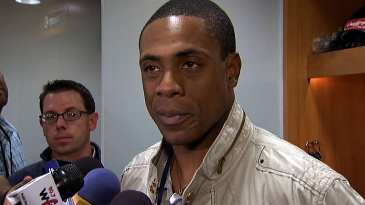 Granderson rejoins Yanks for season debut