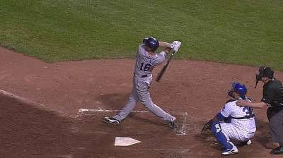Phillies bring Brignac in with Minor League deal