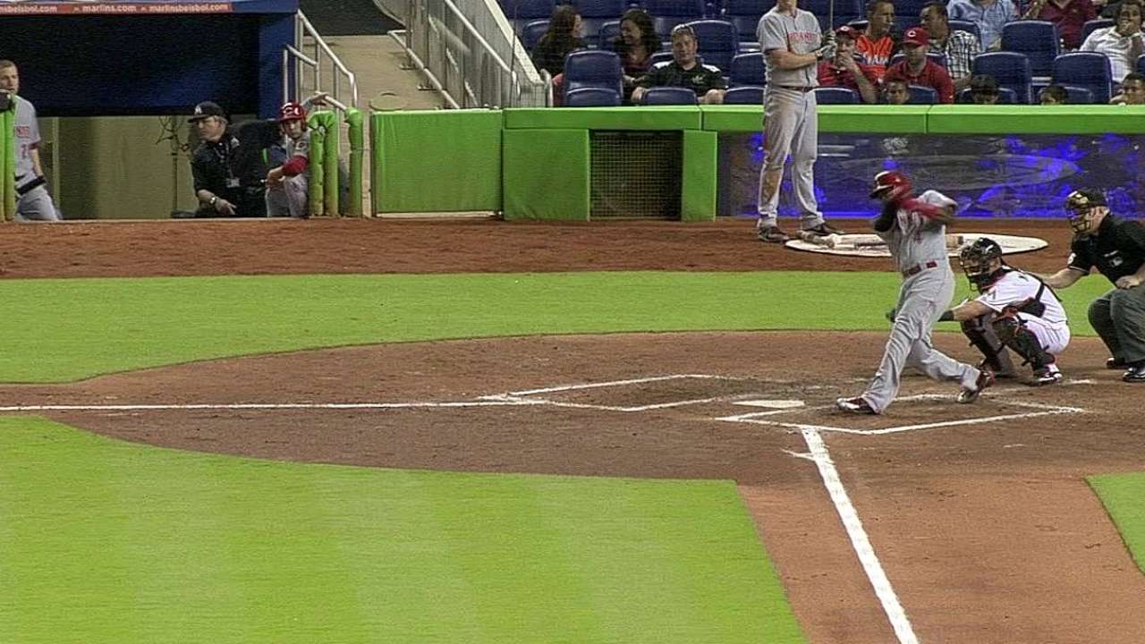 Rojos barrieron a los Marlins con triunfo en 10 innings