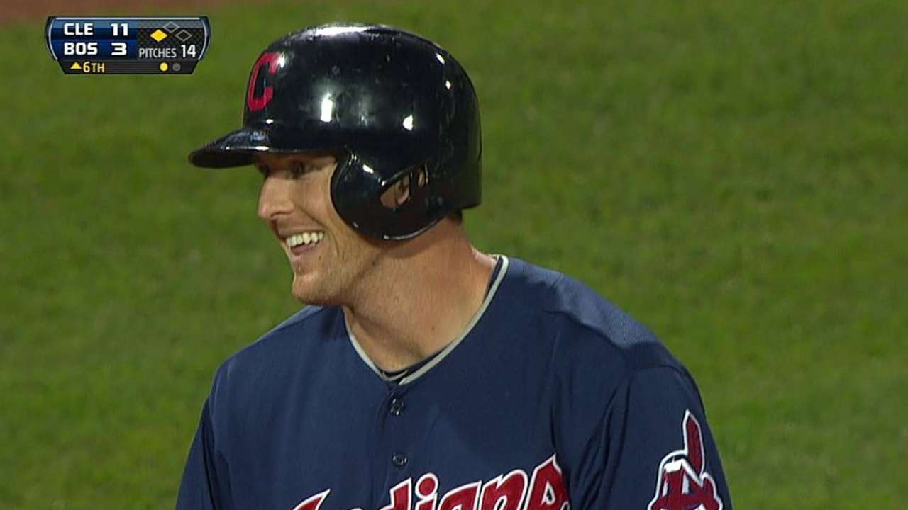 Stubbs makes return to Great American Ball Park