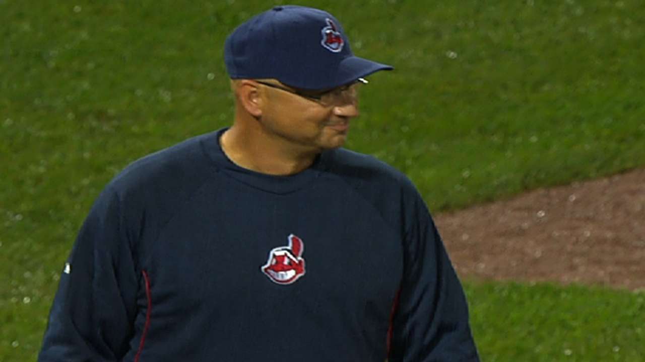 Francona appreciative, victorious in return to Fenway