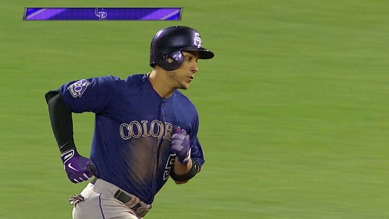 González pega HR y Rockies dominan a Gigantes