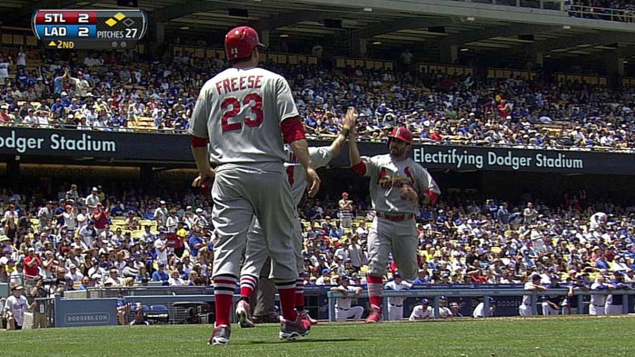 Cardenales le caen a Kershaw para hundir a Dodgers
