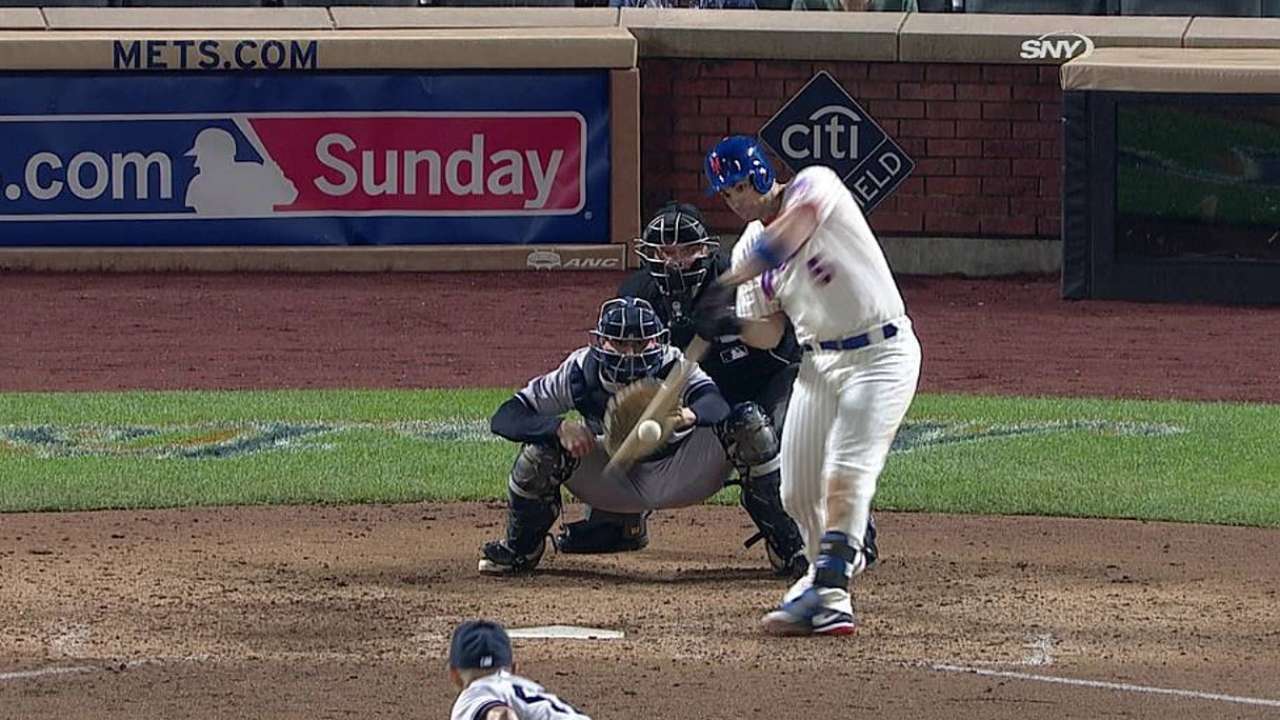 Wright in middle of Mets' comeback against Mo