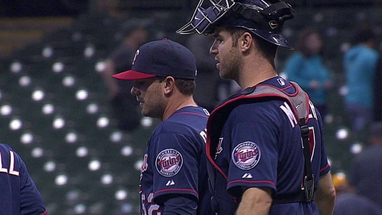 Save in 14th is Duensing's first in any league