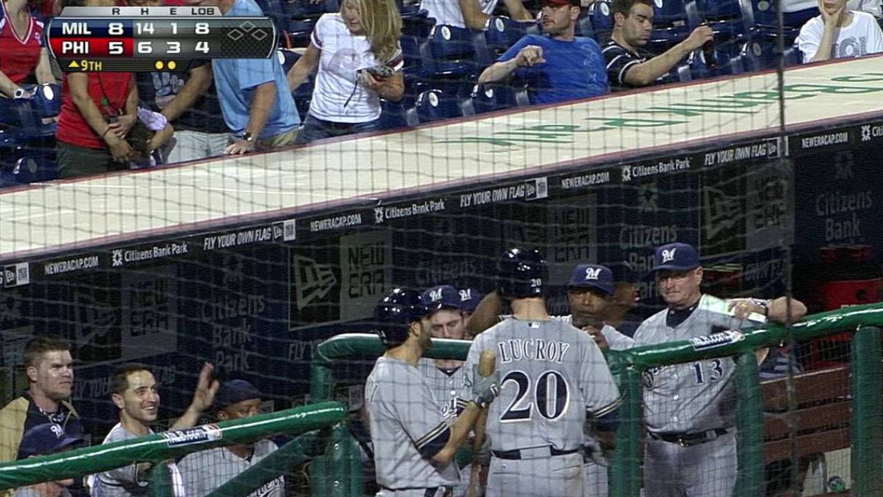 Lucroy produjo cuatro en victoria de Cerveceros