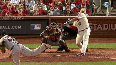 Wigginton's short Cardinals career ends with release