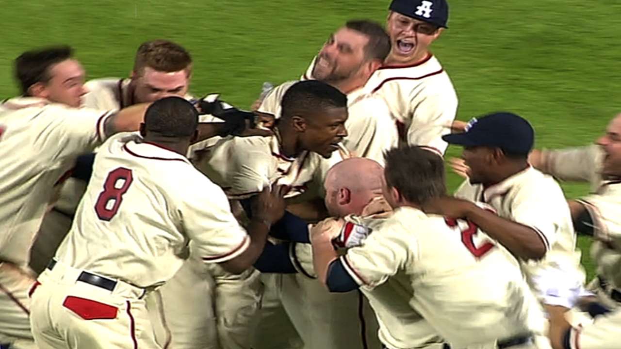 B.J. Upton gives Braves fans reason to cheer