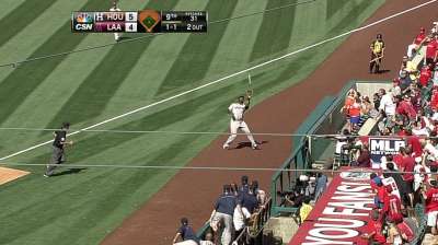 Astros option Ambriz, call up long reliever Oberholtzer