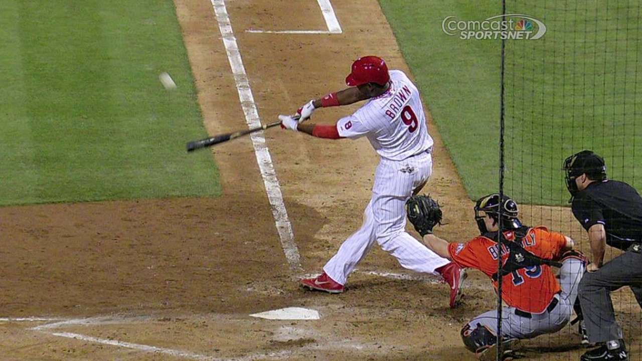 Brown y Kendrick guiaron a Filis sobre Marlins