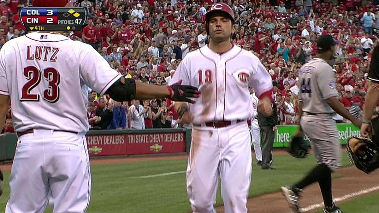LeCure gives up rare homer as Reds fall