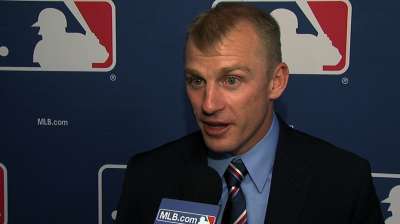 David Eckstein interested in bigger role with Angels