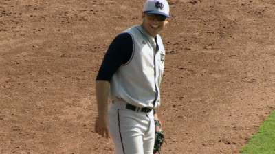Yanks nab Notre Dame third baseman 26th