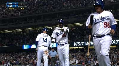 Dodgers phenom Puig evokes shades of two-sport star