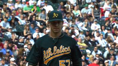 Bullpen falters in eighth as A's fall to White Sox