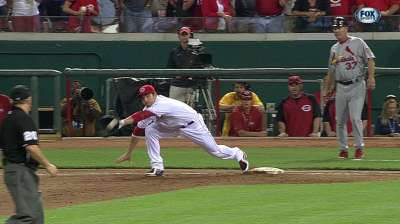 Missed call sways Matheny to expanded-replay camp