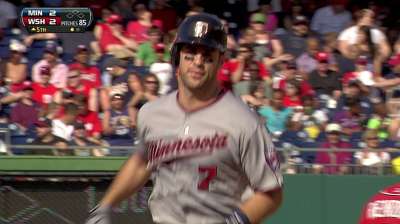 Mauer holds nice lead on Wieters among AL catchers