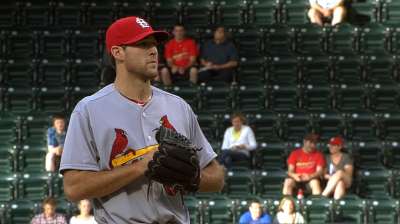 Wacha earns first win as Cards pounce on errors
