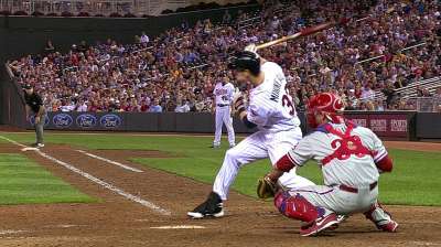 Morneau's key hit leads Twins to victory