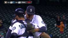 Harang bounces back with two-hit shutout to win