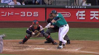 Rookie Zunino impresses in big league debut