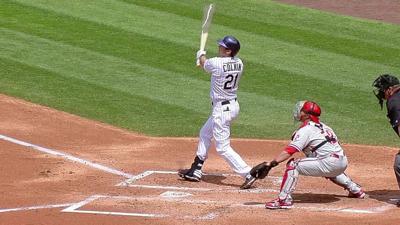 Orioles add another outfielder in Colvin