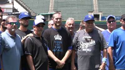 Batting practice session big hit with KC dads