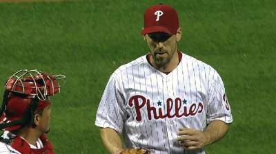 Masterful Lee leads Phillies past Nationals
