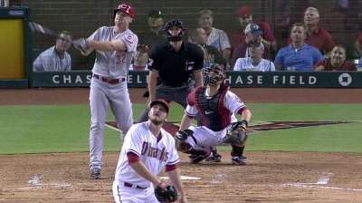 Cueto shaky in opener against D-backs