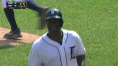 Tigers benefit from call, rally late to sink Red Sox
