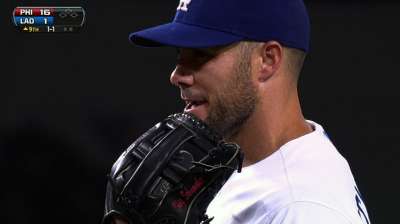 Dodgers call Schumaker to mound again