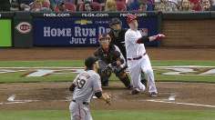 Reds pour it on early, take rain-shortened win