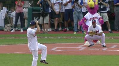 Vizquel to be part of Tigers coaching staff