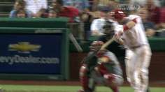 Phillies nipping at Nats' heels after Hamels' gem