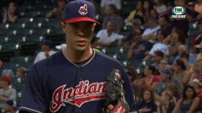Ubaldo, 'pen blank Blue Jays in series opener
