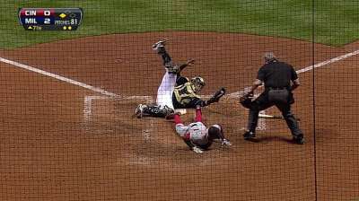 Robinson's speed, bat impress Reds