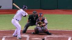 Cosart delivers dazzling debut as Astros take opener